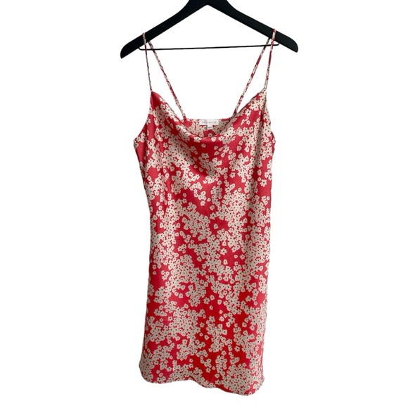 SOCIALITE • Red floral dress - Picture 2 of 3